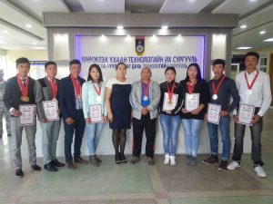 ДаТС-ийн Лицей сургуулийн 2016-2017 оны хичээлийн жилийн соёл, хүмүүжлийн ажлын хүрээнд зохион байгуулагдсан спортын 5 төрөлтөт арга хэмжээ амжилттай зохион байгуулагдлаа.