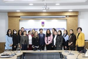БНСУ-ЫН ТӨЛӨӨЛӨГЧИД ШУТИС-ИЙН ДАРХАН-УУЛ АЙМАГ ДАХЬ ТЕХНОЛОГИЙН СУРГУУЛЬД АЖЛЫН АЙЛЧЛАЛ ХИЙЛЭЭ.